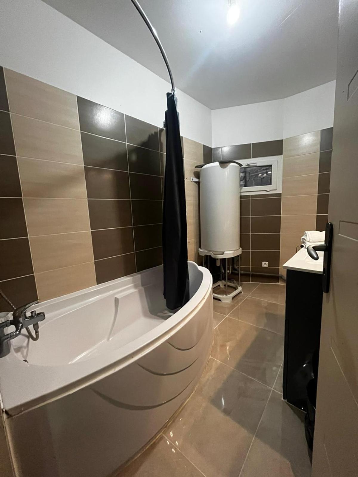 Appartement Des Carmes Nîmes Extérieur photo
